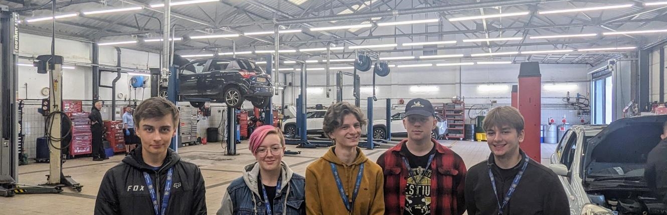 Motor Vehicle students Jamie Cooke, Cory Keele, Josh Eaton-Brown, Henry Porteus during their visit to RRG in Macclesfield. James Chrichton