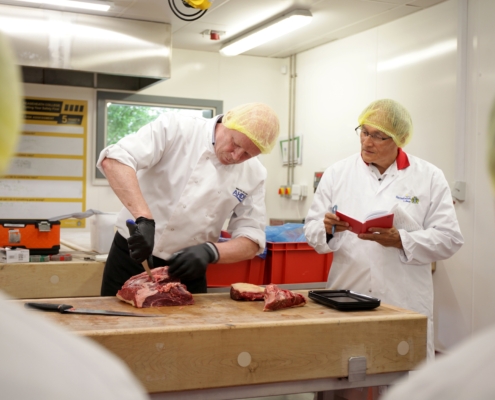 26.06.11 Reaseheath plays key role in showcasing UK beef standards to Japanese trade delegation_04